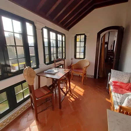 Casa Das Eiras